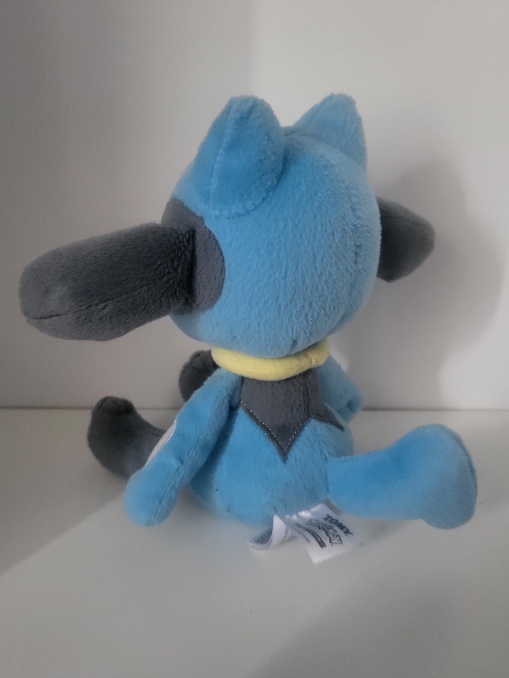 Pokemon - Riolu - Picture 2 of 3